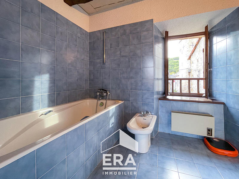 Maison - 121 m² - 5 pièces