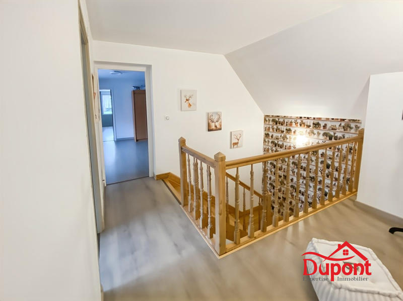 Maison traditionnelle - 160 m² - 5 pièces