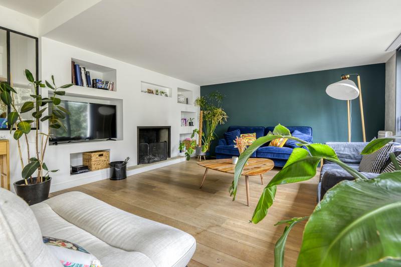 Maison - 208 m² - 7 pièces