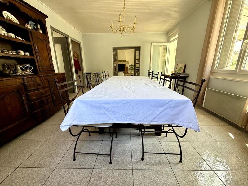 Maison - 121 m² - 5 pièces