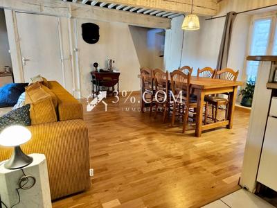 Maison de village - 125 m² - 6 pièces