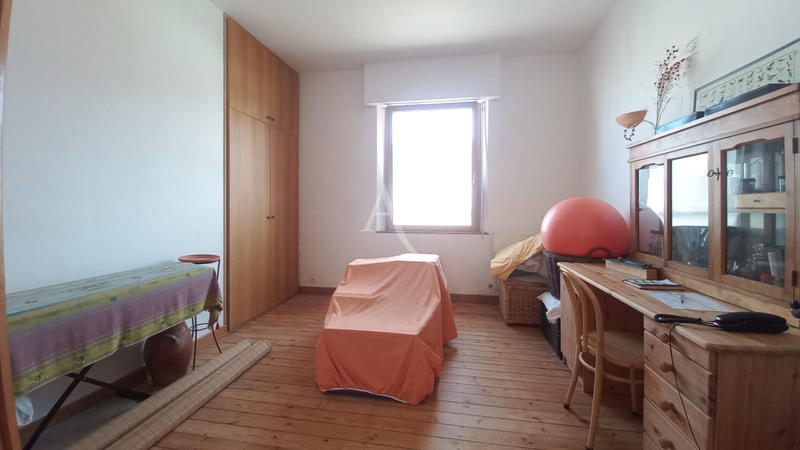 Maison - 188 m² - 9 pièces