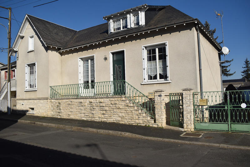 Maison de ville - 175 m² - 9 pièces
