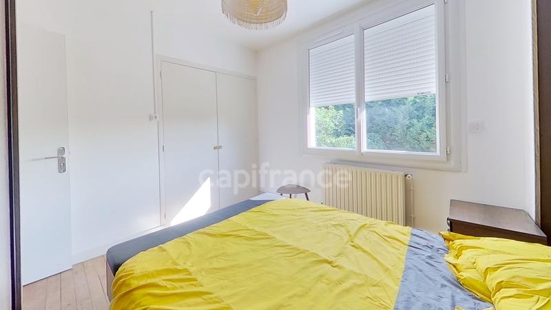 Maison - 93 m² - 6 pièces