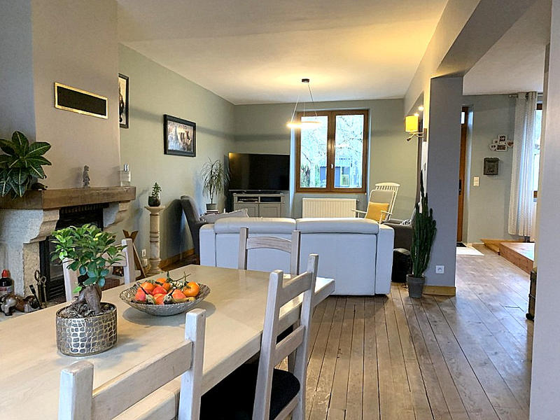 Maison - 135 m² - 8 pièces