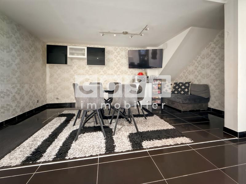 Maison - 100 m² - 5 pièces