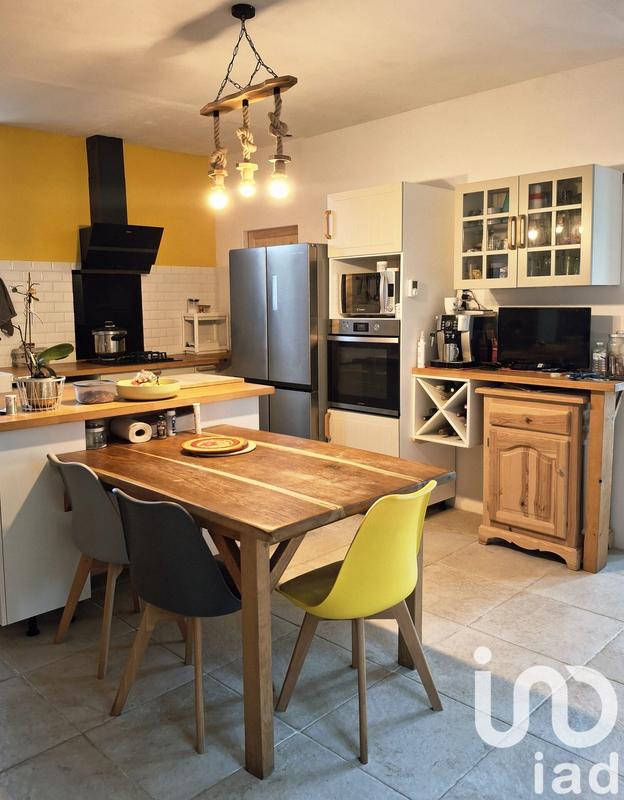 Maison - 140 m² - 5 pièces