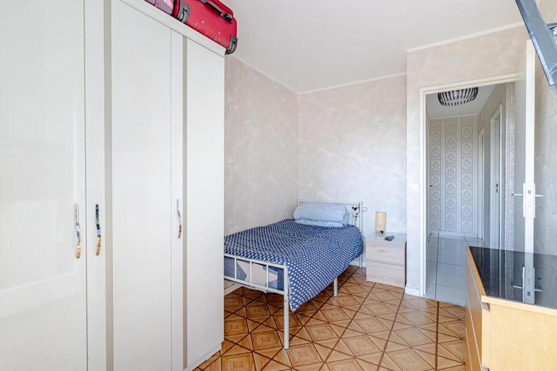 Appartement - 90 m² - 5 pièces