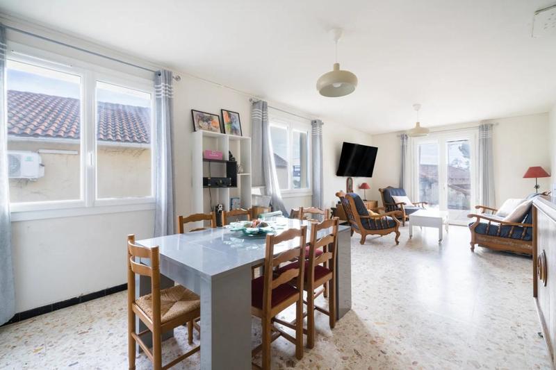 Maison - 170 m² - 8 pièces