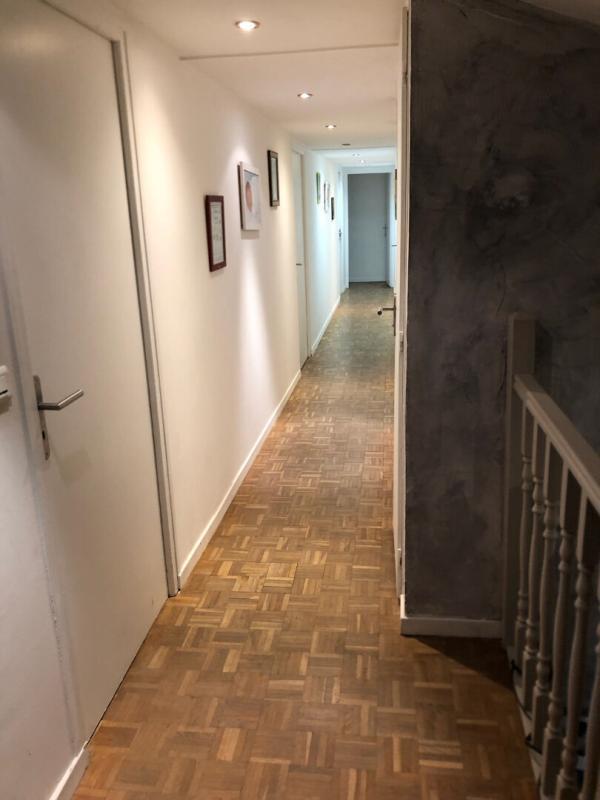 Maison - 338 m² - 10 pièces