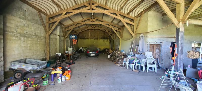 Maison - 270 m² - 8 pièces