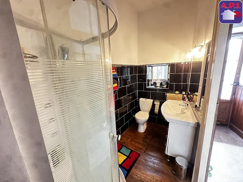 Maison - 287 m² - 8 pièces