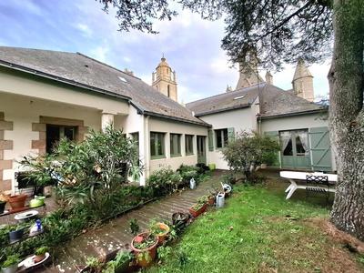 Maison - 170 m² - 5 pièces