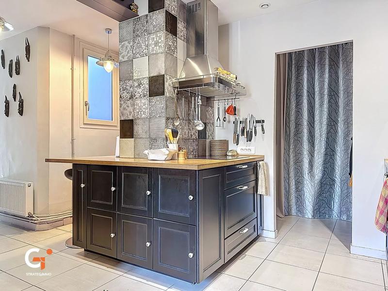 Appartement - 89 m² - 4 pièces