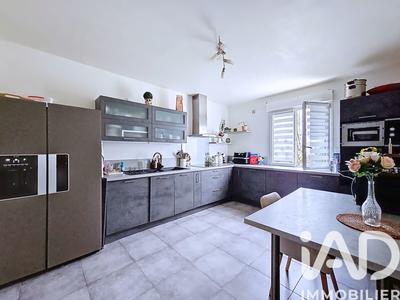 Maison - 147 m² - 5 pièces