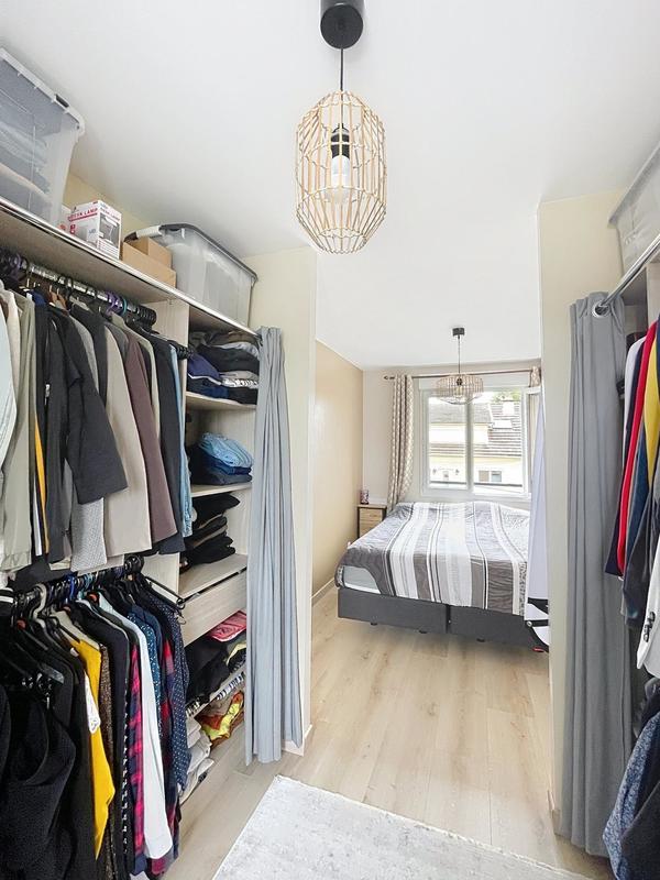 Maison - 91 m² - 5 pièces