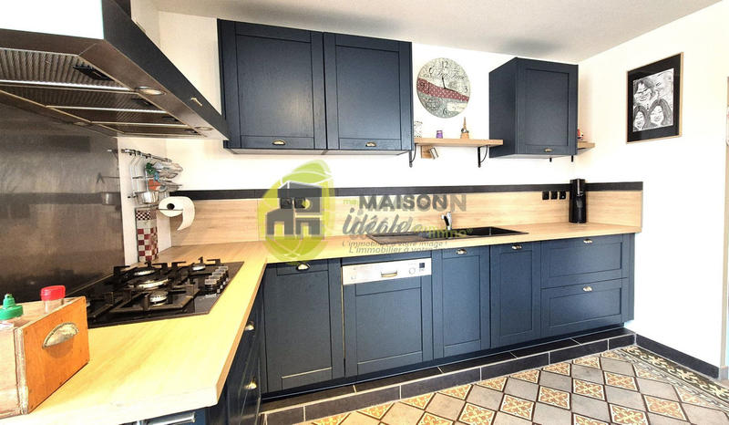 Maison - 162 m² - 7 pièces