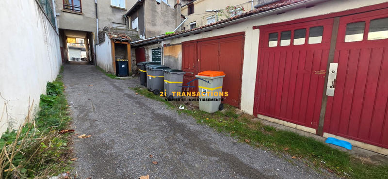 Parking / Garage - 18 m²