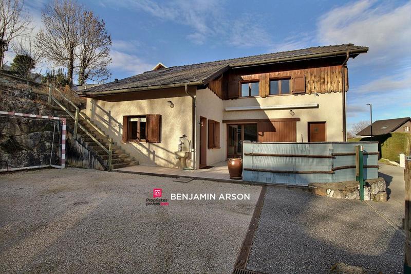 Maison - 171 m² - 6 pièces