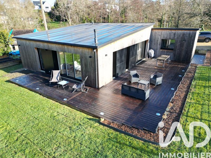 Maison - 121 m² - 6 pièces