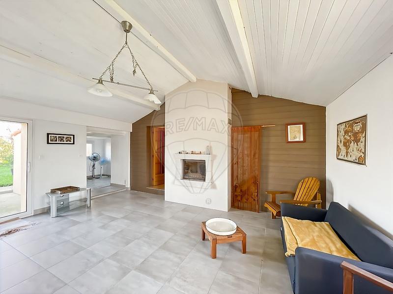 Maison - 190 m² - 8 pièces