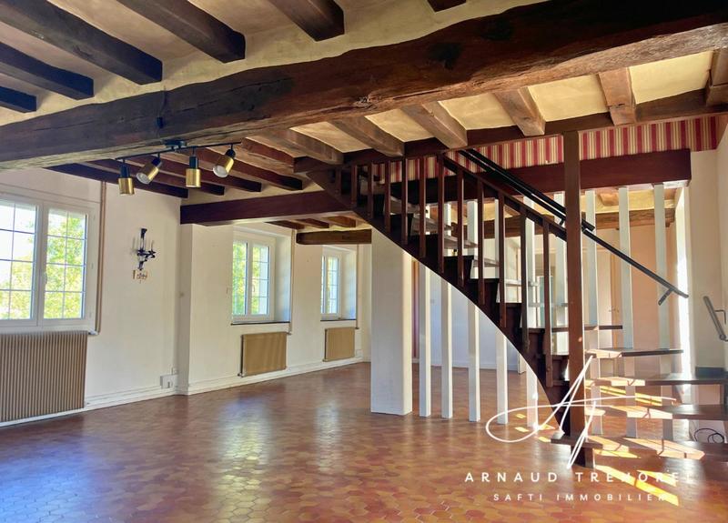 Maison - 164 m² - 8 pièces