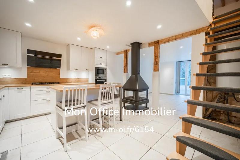 Maison - 111 m² - 4 pièces