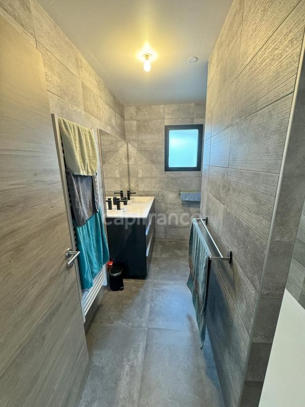 Maison - 152 m² - 5 pièces