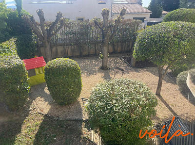 Maison - 218 m² - 8 pièces