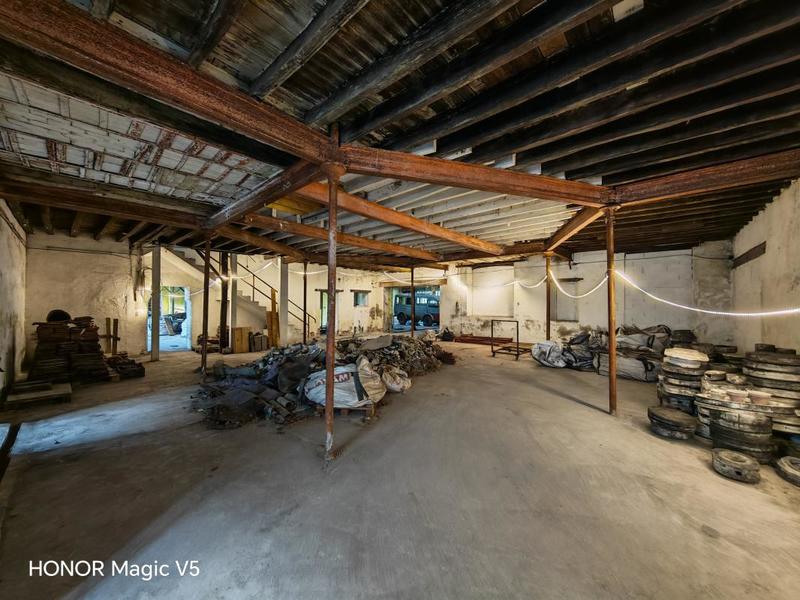 Immeuble - 2 850 m² - 15 pièces