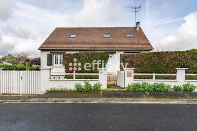 Maison - 115 m² - 7 pièces