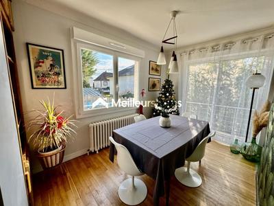 Pavillon - 107 m² - 5 pièces