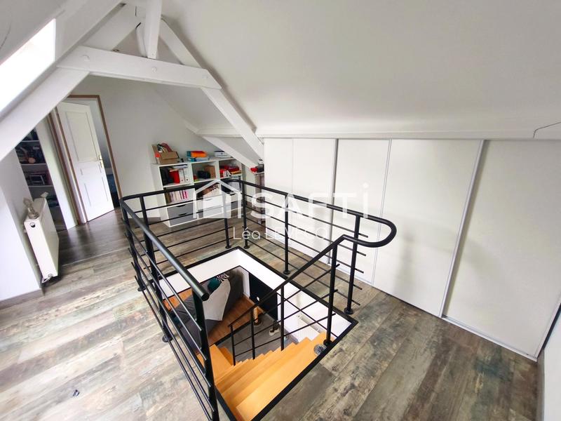 Maison - 180 m² - 7 pièces