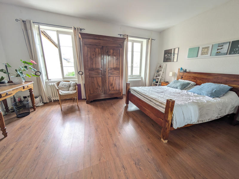 Maison - 307 m² - 16 pièces