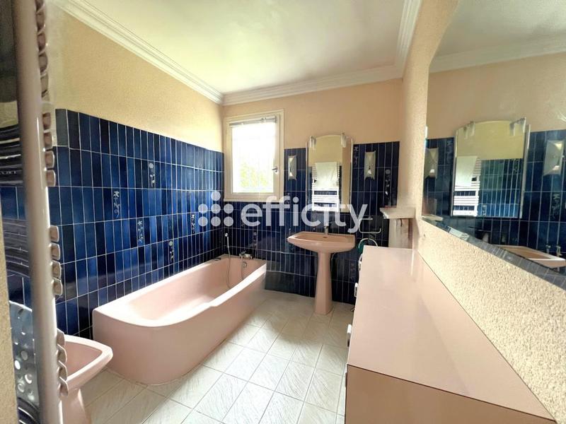 Maison - 112 m² - 6 pièces