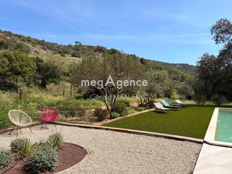 Villa - 243 m² - 7 pièces