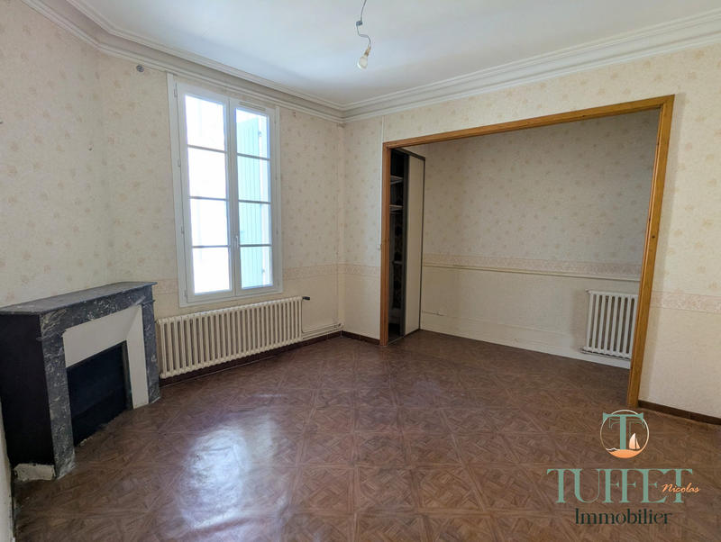 Maison ancienne - 179 m² - 8 pièces