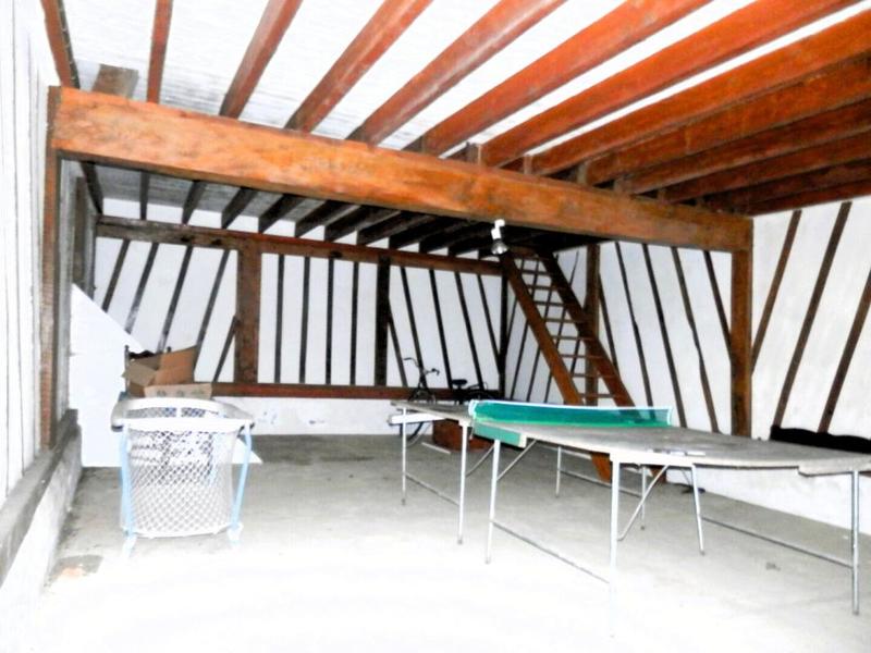 Demeure - 105 m² - 5 pièces