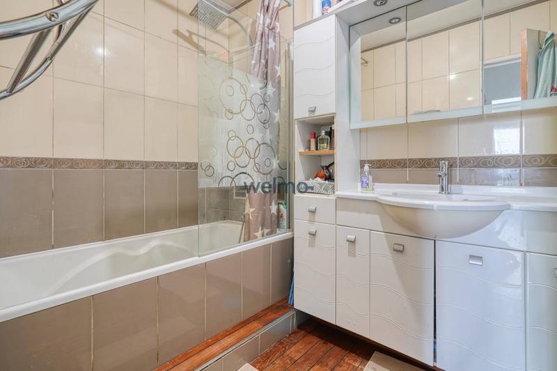 Appartement - 70 m² - 3 pièces