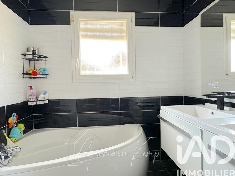 Maison - 147 m² - 5 pièces