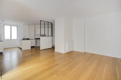 Appartement - 97 m² - 4 pièces