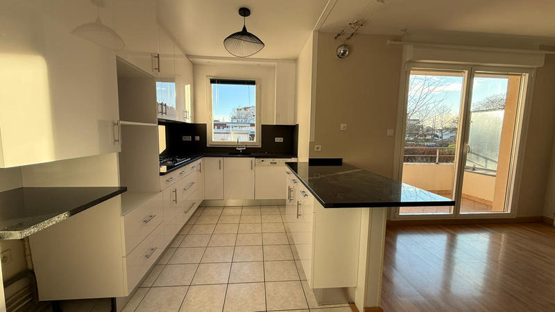 Appartement - 65 m² - 3 pièces