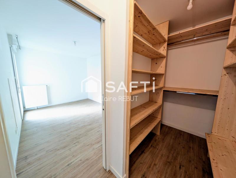 Appartement - 80 m² - 4 pièces