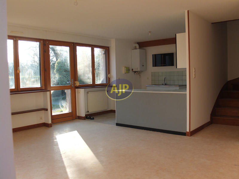 Maison - 85 m² - 4 pièces