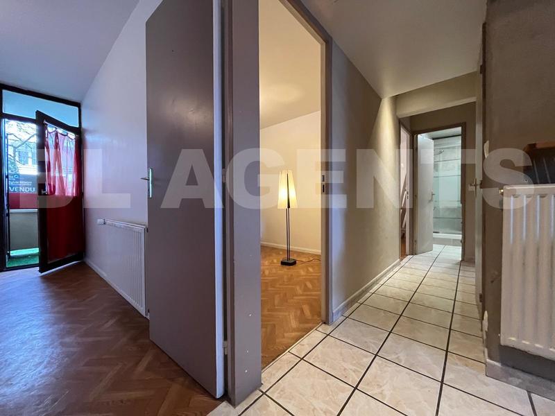 Appartement - 92 m² - 4 pièces