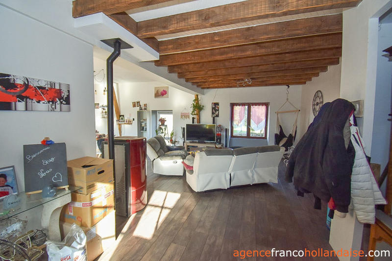 Maison - 189 m² - 7 pièces