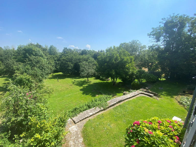 Maison - 240 m² - 10 pièces