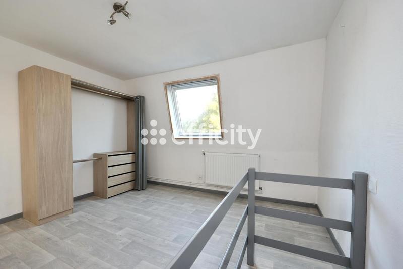 Maison - 87 m² - 4 pièces