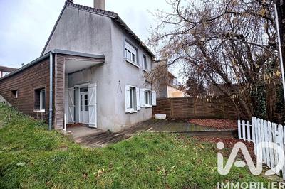 Maison de village - 74 m² - 4 pièces