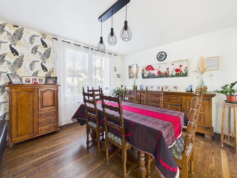 Maison - 83 m² - 4 pièces